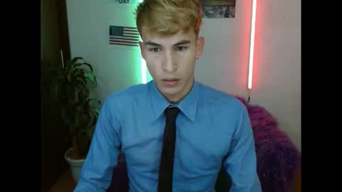 Snapshot of estrellita__jordan chatting on 01-19-25, 09:11 JORDAN online show from 01-19-25, 09:11