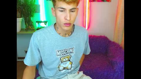 Snapshot of estrellita__jordan chatting on 02-11-25, 01:52 JORDAN online show from 02-11-25, 01:52