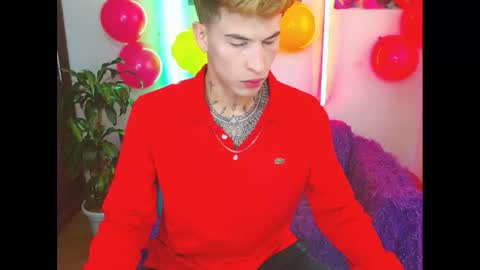 Snapshot of estrellita__jordan chatting on 02-14-25, 01:18 JORDAN online show from 02-14-25, 01:18