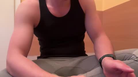 Tom online show from 09-26-25, 11:20