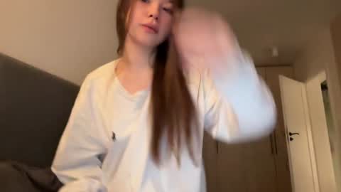 nika 3 online show from 01-13-25, 01:28