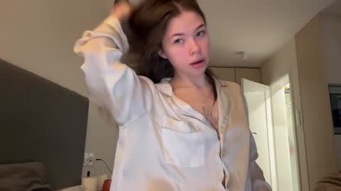 nika 3 online show from 01-18-25, 12:57