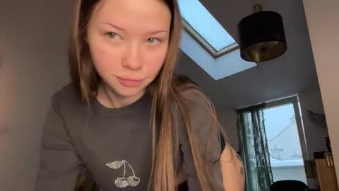 nika 3 online show from 01-08-26, 02:30