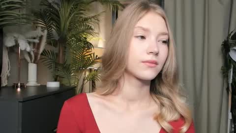 Natalie online show from 10-25-25, 05:48