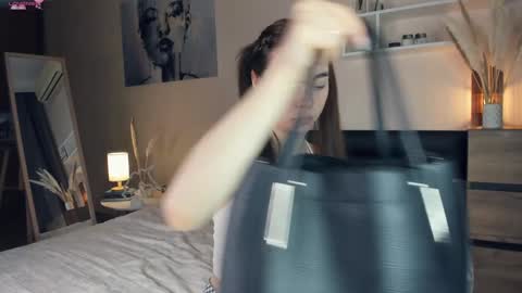 Mary online show from 01-11-25, 07:28