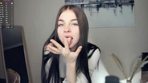 Mary online show from 11-30-25, 07:45