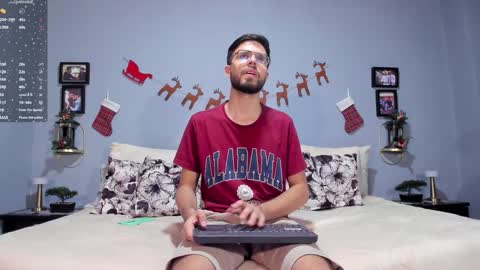 ADAM TAYLOR  ETHAN CAMBAL INDEPENDENT MODELS online show from 12-04-24, 01:47