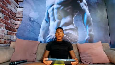 Snapshot of ethan_fox11 chatting on 04-23-26, 02:57 King Ethan online show from 04-23-26, 02:57