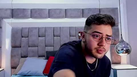 ethan_greys online show from 11-17-25, 03:56