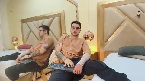 ethan_greys online show from 11-29-25, 04:04