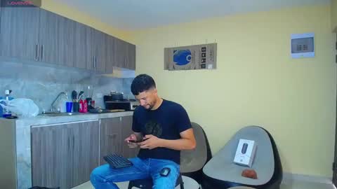 Jose online show from 10-17-25, 07:27