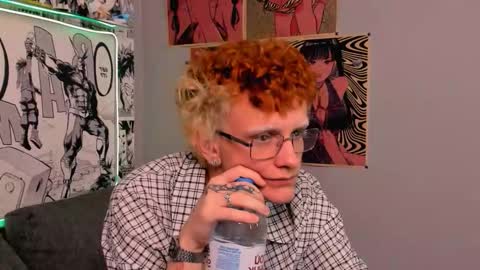 Snapshot of ethan_miltons chatting on 12-05-25, 10:13 Ethan online show from 12-05-25, 10:13