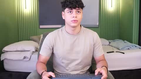 ethan_occonor online show from 01-08-26, 06:32