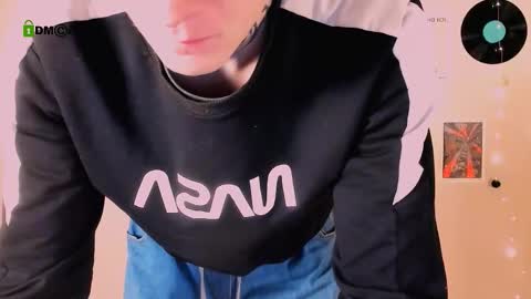 Snapshot of ethan_shade chatting on 12-20-25, 07:43 ethan_shade online show from 12-20-25, 07:43