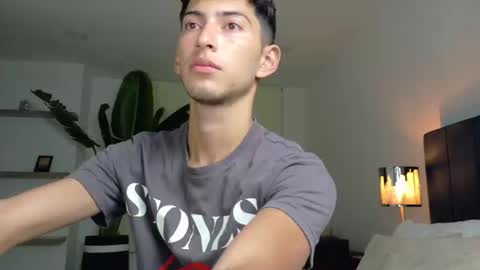 Snapshot of ethan_skiny_ chatting on 11-24-25, 04:34 Joan online show from 11-24-25, 04:34