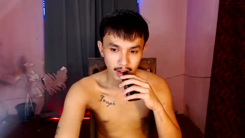 Snapshot of ethan_uwuxx chatting on 01-20-25, 11:13 DAVE online show from 01-20-25, 11:13