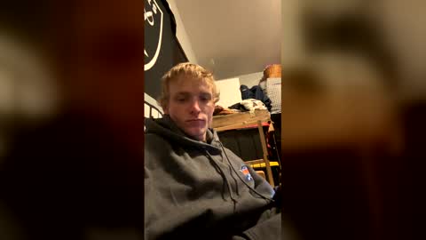 ethanbmx2001 online show from 04-27-26, 10:35