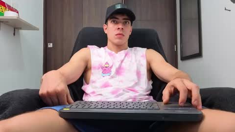 ethangreey1 online show from 09-26-25, 02:21