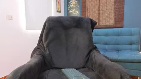 Snapshot of ethangreey1 chatting on 06-09-26, 05:46 ethangreey1 online show from 06-09-26, 05:46