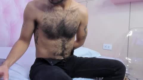 Snapshot of ethangrey_ chatting on 02-19-26, 11:17 Ethan Grey online show from 02-19-26, 11:17