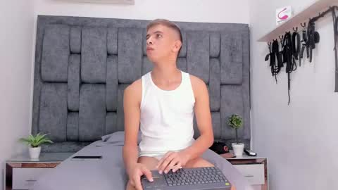 ethanhot_os online show from 03-31-26, 09:04