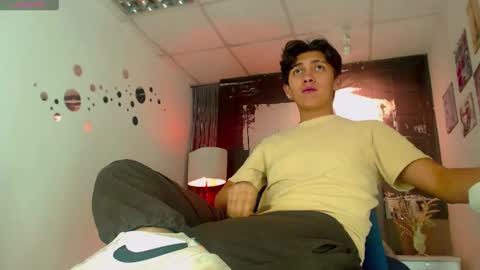 Snapshot of ethann1_ chatting on 10-24-25, 04:20 ETHAN online show from 10-24-25, 04:20