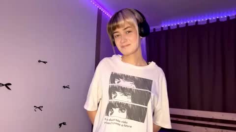 Emily online show from 11-24-25, 01:11