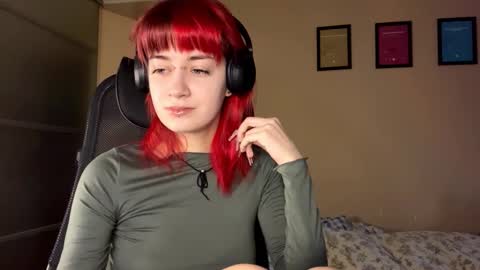 Emily online show from 12-19-25, 05:14