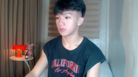 Rey online show from 04-01-26, 01:01