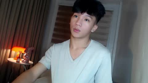 Rey online show from 04-05-26, 03:15