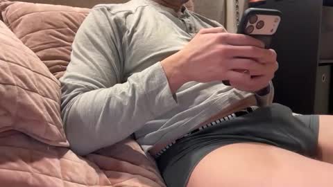 Snapshot of eu_dude chatting on 03-10-26, 03:11 eu_dude online show from 03-10-26, 03:11