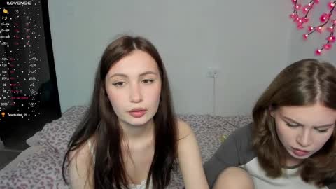 Snapshot of eumomino chatting on 05-13-26, 05:10 Veronica Tiia Lilith left to right online show from 05-13-26, 05:10