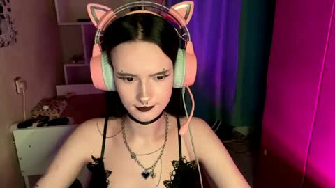 Snapshot of eunabiddlecome chatting on 05-02-26, 05:12 Kate online show from 05-02-26, 05:12