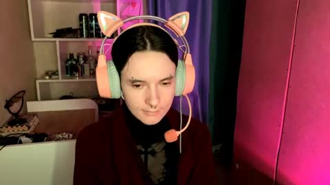 Snapshot of eunabiddlecome chatting on 05-31-26, 05:04 Kate online show from 05-31-26, 05:04