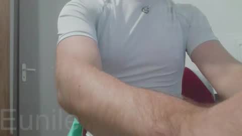 eunile online show from 11-17-25, 08:25