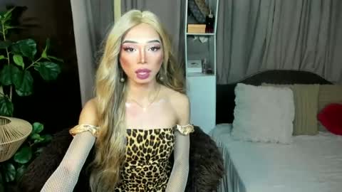 euphoric_goddess online show from 06-13-26, 10:57