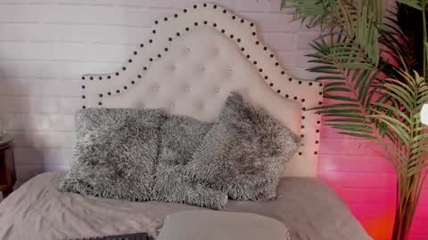  Eurekaa  online show from 02-04-25, 12:51