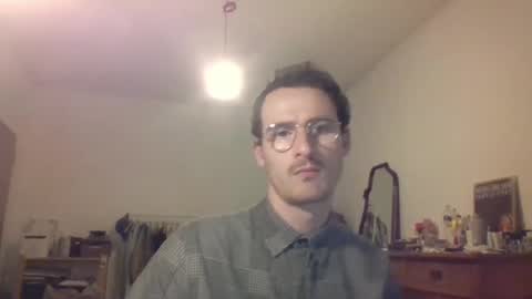 Snapshot of europe_bang chatting on 01-07-25, 05:31 Andrea online show from 01-07-25, 05:31