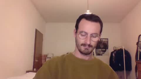 Snapshot of europe_bang chatting on 11-24-25, 06:18 Andrea online show from 11-24-25, 06:18