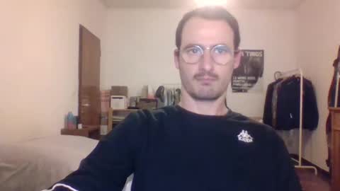 Snapshot of europe_bang chatting on 12-16-25, 06:35 Andrea online show from 12-16-25, 06:35