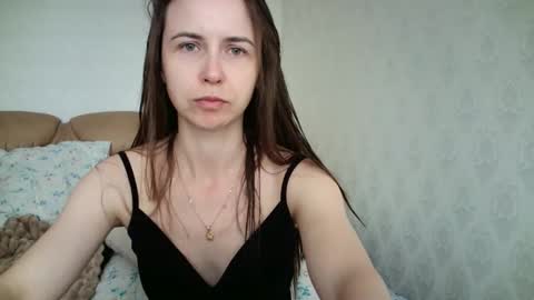 Snapshot of eva00186 chatting on 06-03-26, 10:51 eva00186 online show from 06-03-26, 10:51