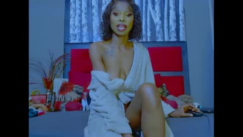 eva4him831 online show from 10-19-25, 07:14