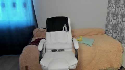 Eva online show from 02-17-26, 02:30