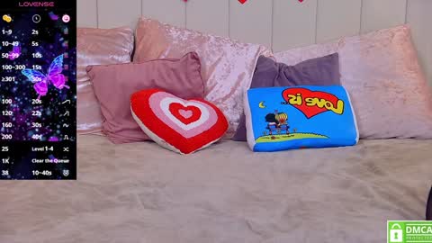 Snapshot of eva__summers chatting on 02-06-25, 01:21 Eva online show from 02-06-25, 01:21