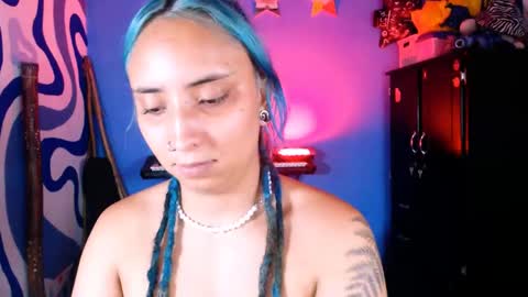 Snapshot of eva_brooks1 chatting on 05-13-26, 08:38 Iris Smile independent model online show from 05-13-26, 08:38