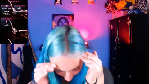 Snapshot of eva_brooks1 chatting on 05-15-26, 05:42 Iris Smile independent model online show from 05-15-26, 05:42