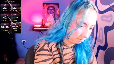 Snapshot of eva_brooks1 chatting on 05-20-26, 05:08 Iris Smile independent model online show from 05-20-26, 05:08