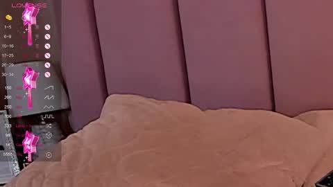 Eva Cramer online show from 03-07-25, 01:20