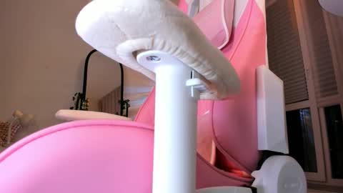 Eva Davis online show from 03-12-26, 03:23