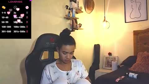 Snapshot of eva_foxs chatting on 11-30-25, 05:44 Eva Foxs online show from 11-30-25, 05:44